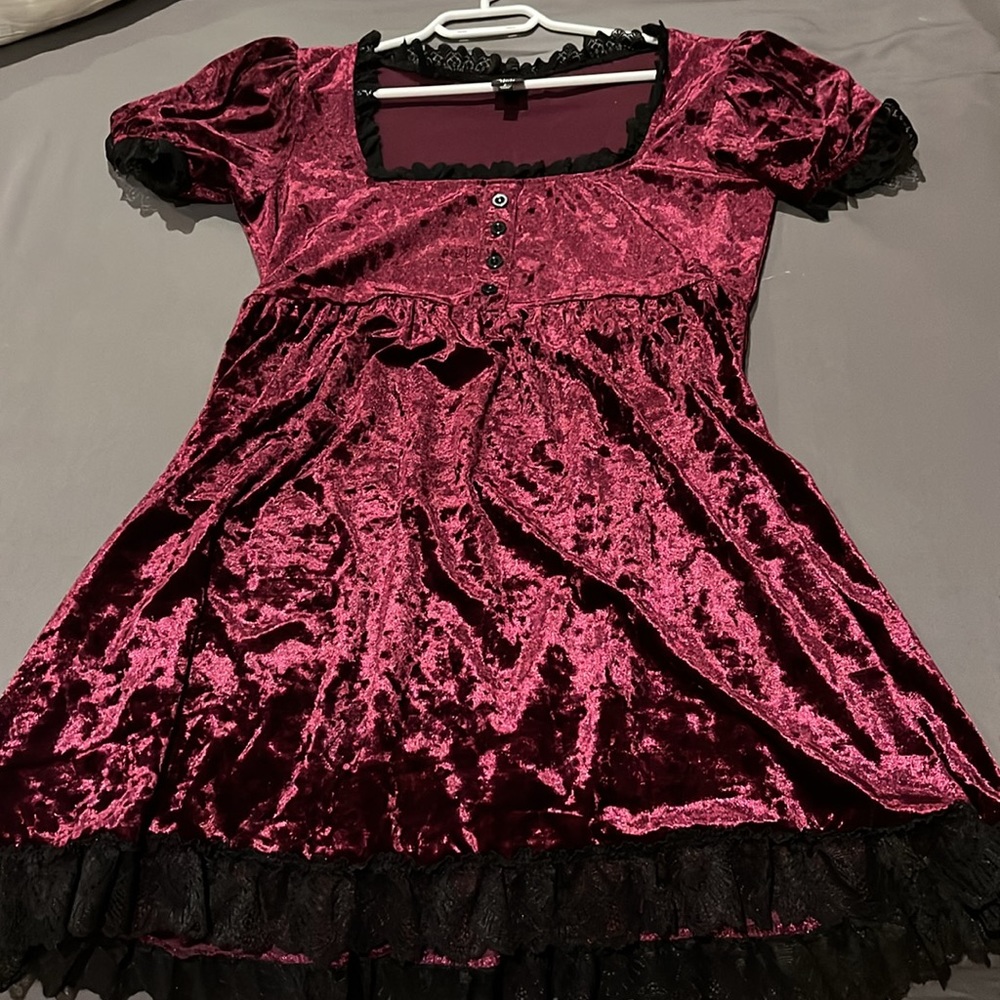 Crushed velvet babydoll dress
